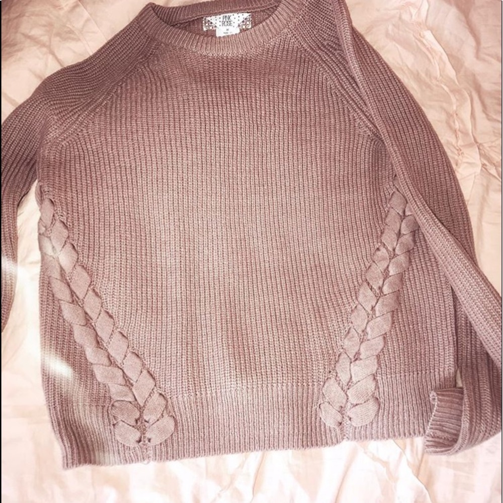 New York New York sweater (worn once)